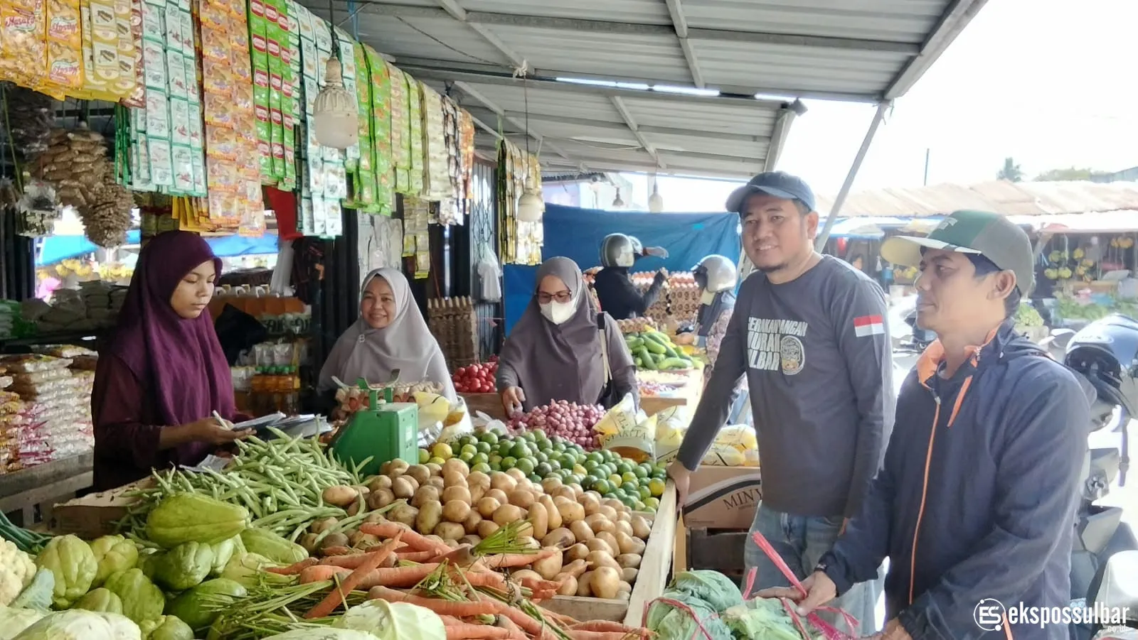 Dinas Pangan Sulbar Pantau Stabilitas Pasokan dan Harga Pangan di Pasar Baru Mamuju