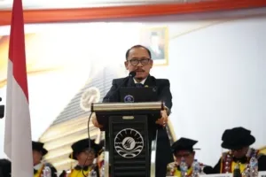 Orasi Ilmiah di UNM, Gubernur Sulbar Dorong Perguruan Tinggi Kuasai Teknologi Pengolahan Tanah Jarang