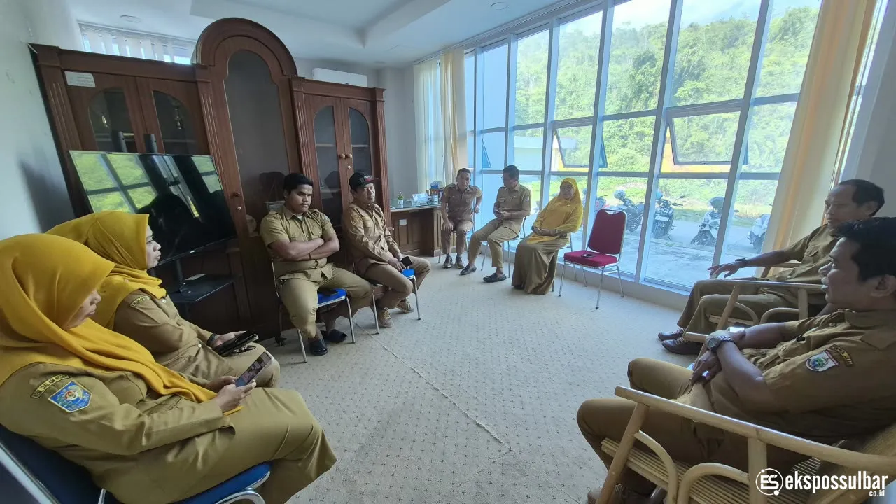 Tim SPBE Dispoparekraf Sulbar Bahas Maksimalisasi Media Sosial dan Penguatan Informasi Publik