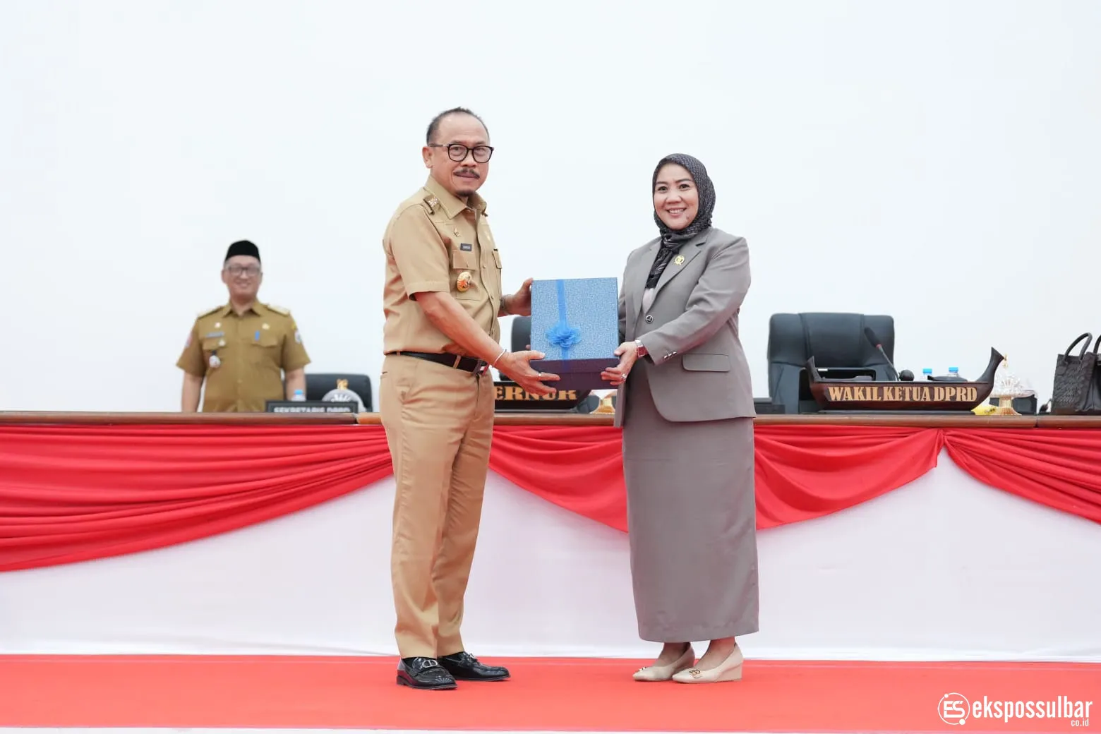 Gubernur SDK Serahkan Ranperda APBD Perubahan 2026: Tambahan Rp81 Miliar dari Pusat, tapi Setelah Koreksi PAD Jadi Rp59 Miliar