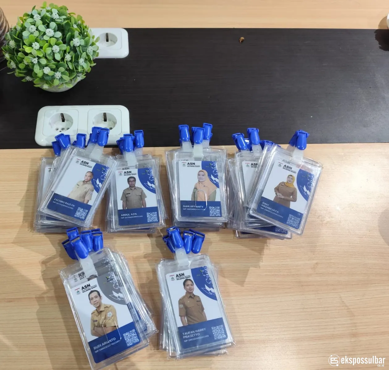 Pemprov Sulbar Siapkan Name Tag Pintar: ASN Keluar Masuk Kantor Tercatat, Lebih dari 1 Jam Dianggap Bolos