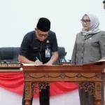 TAPD Sulbar Dampingi Sekda Hadiri Rapat Paripurna Persetujuan Bersama Perubahan APBD 2026