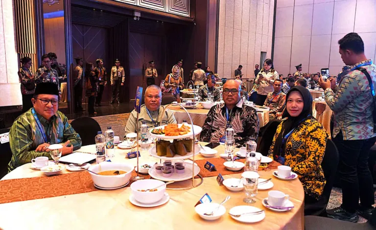 Ketua DPRD Sulbar Hadiri Malam Apresiasi Pemerintah Daerah Berprestasi Tahun 2026