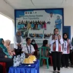 Kadis DKPPKB Dampingi Ketua TP PKK Sulbar dan Konsulat Jenderal Australia Tinjau Pelayanan Posyandu Bunga Teratai Tapandullu