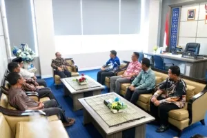 Karo Pemkesra Dampingi Gubernur Sulbar Terima FKUB