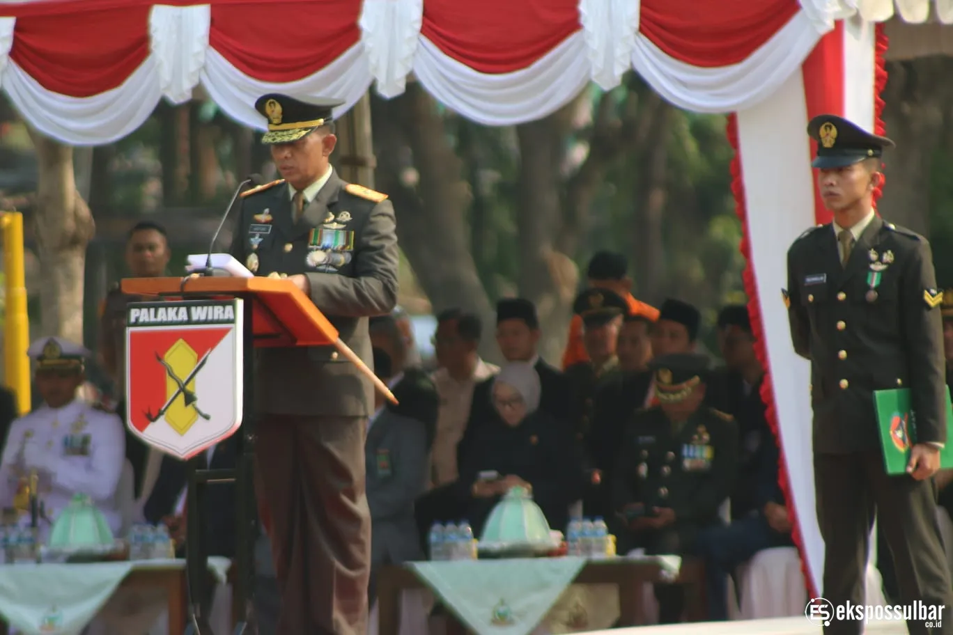 Danrem 142/Tatag Pimpin Upacara HUT Ke-81 TNI, Teguhkan Semangat TNI Kuat Bersama Rakyat
