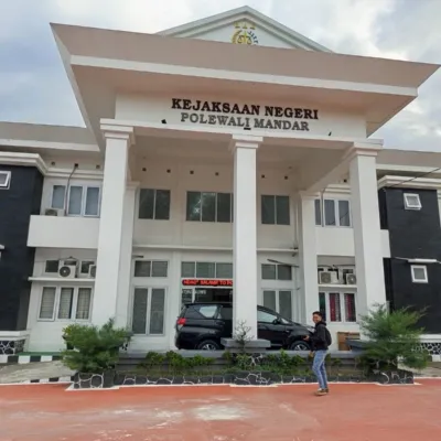 Kajari Soroti 39 Developer Polman  Serahkan PSU
