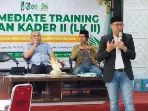 Kaban Kesbangpol Sulbar Berbagi Wawasan Kebangsaan kepada Kader HMI