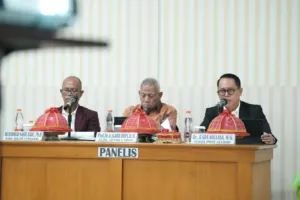 Junda Maulana Soroti Hilirisasi hingga Deforestasi dalam Uji Calon Dekan Fapertahut Unsulbar