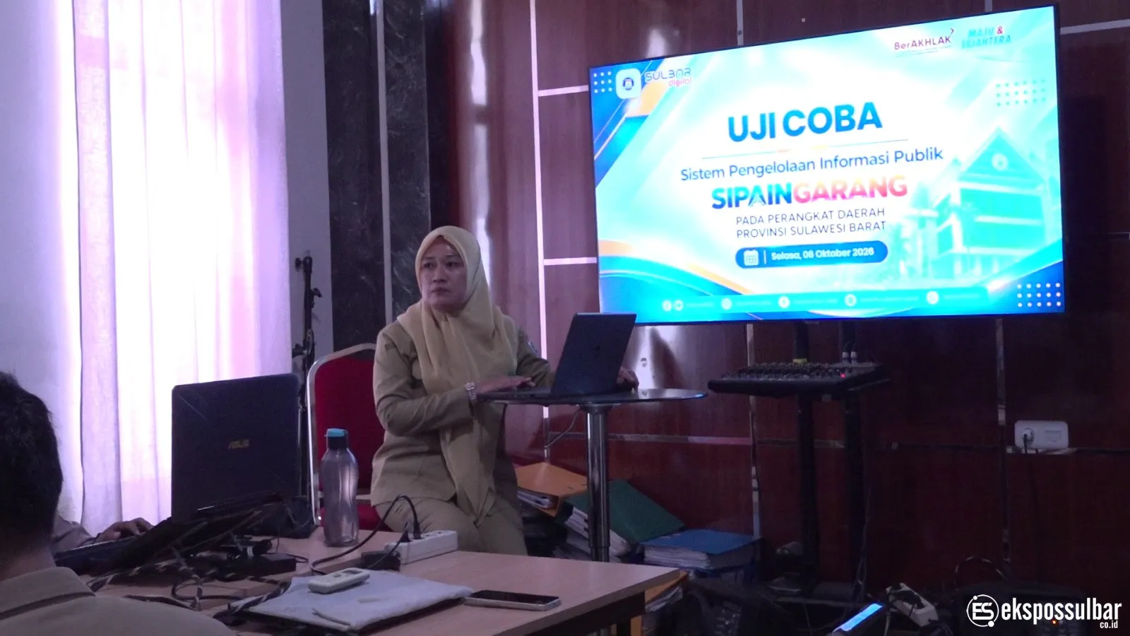 Integrasi Website OPD Dimulai, Diskominfopers Sulbar Uji Coba Aplikasi Sipaingngarang