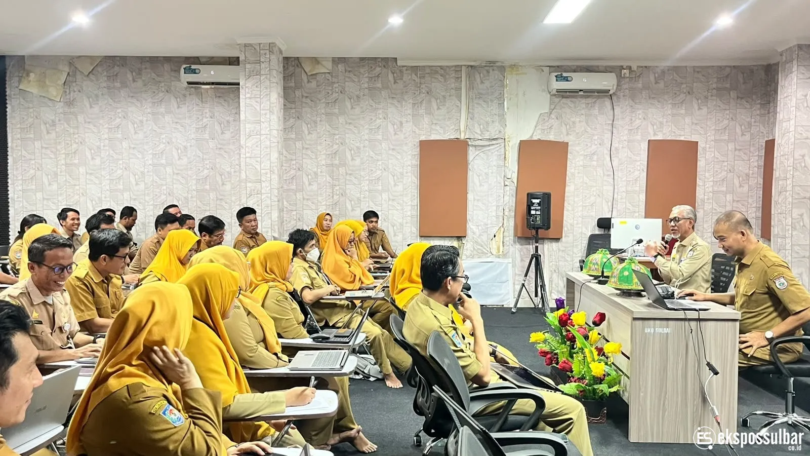 Pengelola Kepegawaian Pemprov Sulbar Ikuti Sosialisasi Perpanjangan PPPK Paruh Waktu dan Validasi Data ASN