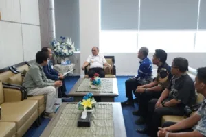 Kadis ESDM Sulbar Dampingi Gubernur Suhardi Duka Terima Manager PLN UP2K Sulbar, Bahas Percepatan Lisdes dan Peningkatan Elektrifikasi Sulbar