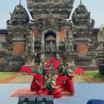 Tarian Tenggang-Tenggang Lopi Tampil Memukau di Festival Negeri Kami 2026, Angkat Budaya Sulawesi Barat di TMII