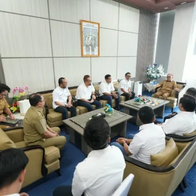 Antrean di SPBU Meningkat, Gubernur Sulbar Dorong Pertamina Bangun Terminal BBM di Sulbar