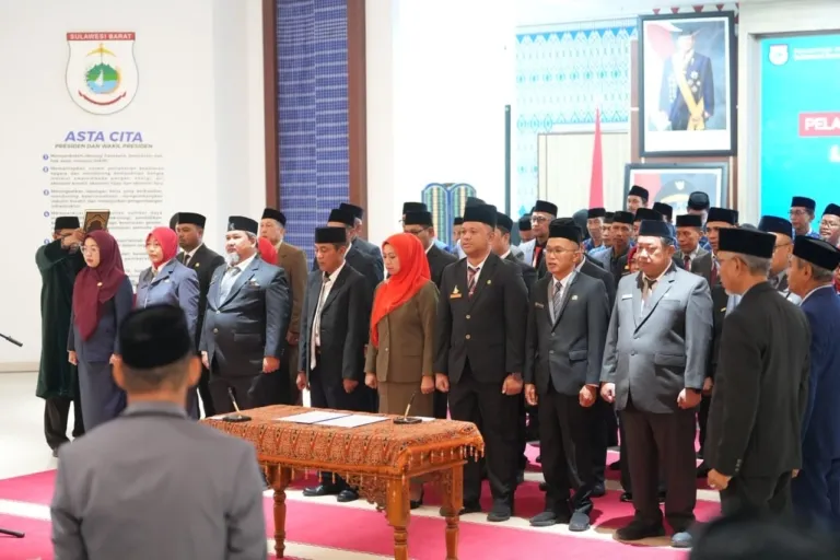 Kantongi Pertek BKN, Gubernur Suhardi Duka Lantik 72 Pejabat Pemprov Sulbar