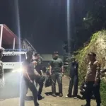 Polresta Mamuju Datangi TKP Pria Diduga ODGJ Masuki Rumah Warga