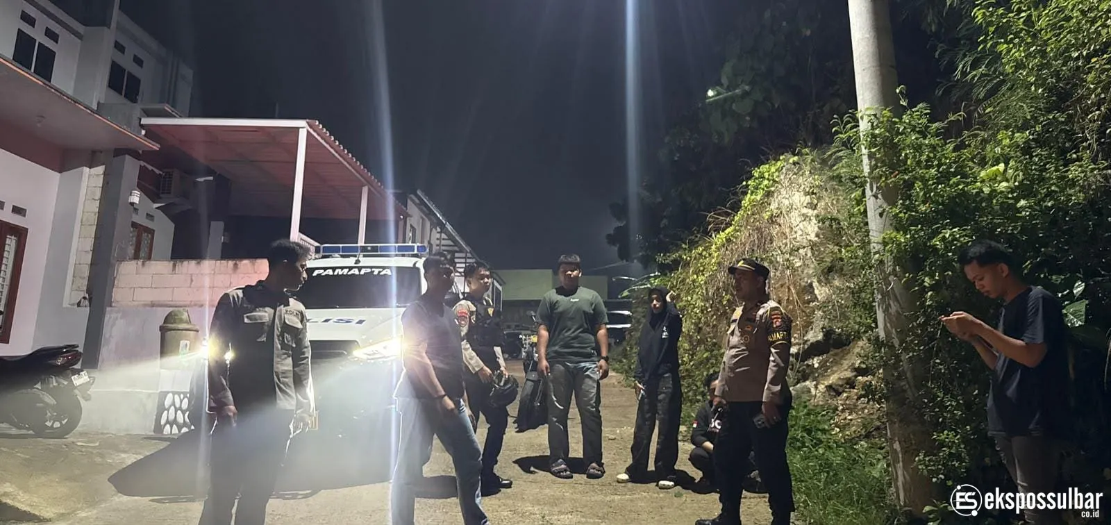 Polresta Mamuju Datangi TKP Pria Diduga ODGJ Masuki Rumah Warga