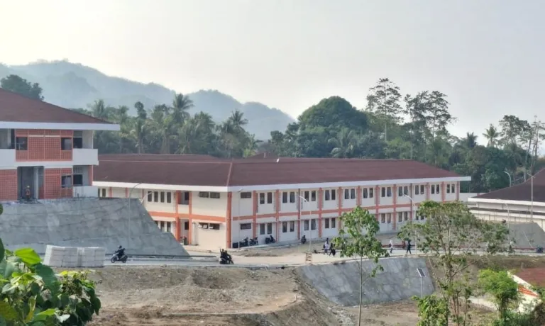 Bantah Ada Pengeroyokan Siswa Sekolah Rakyat di Mamuju, Kepala Sekolah: Kami Sudah Berusaha untuk Mediasi
