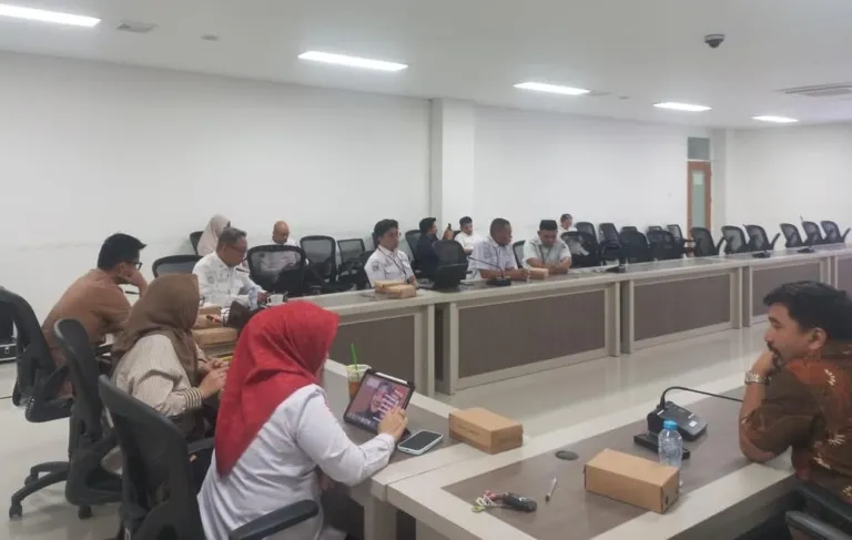 DPRD Sulbar Gelar Rapat Bamus, Matangkan Agenda Kerja Oktober 2026