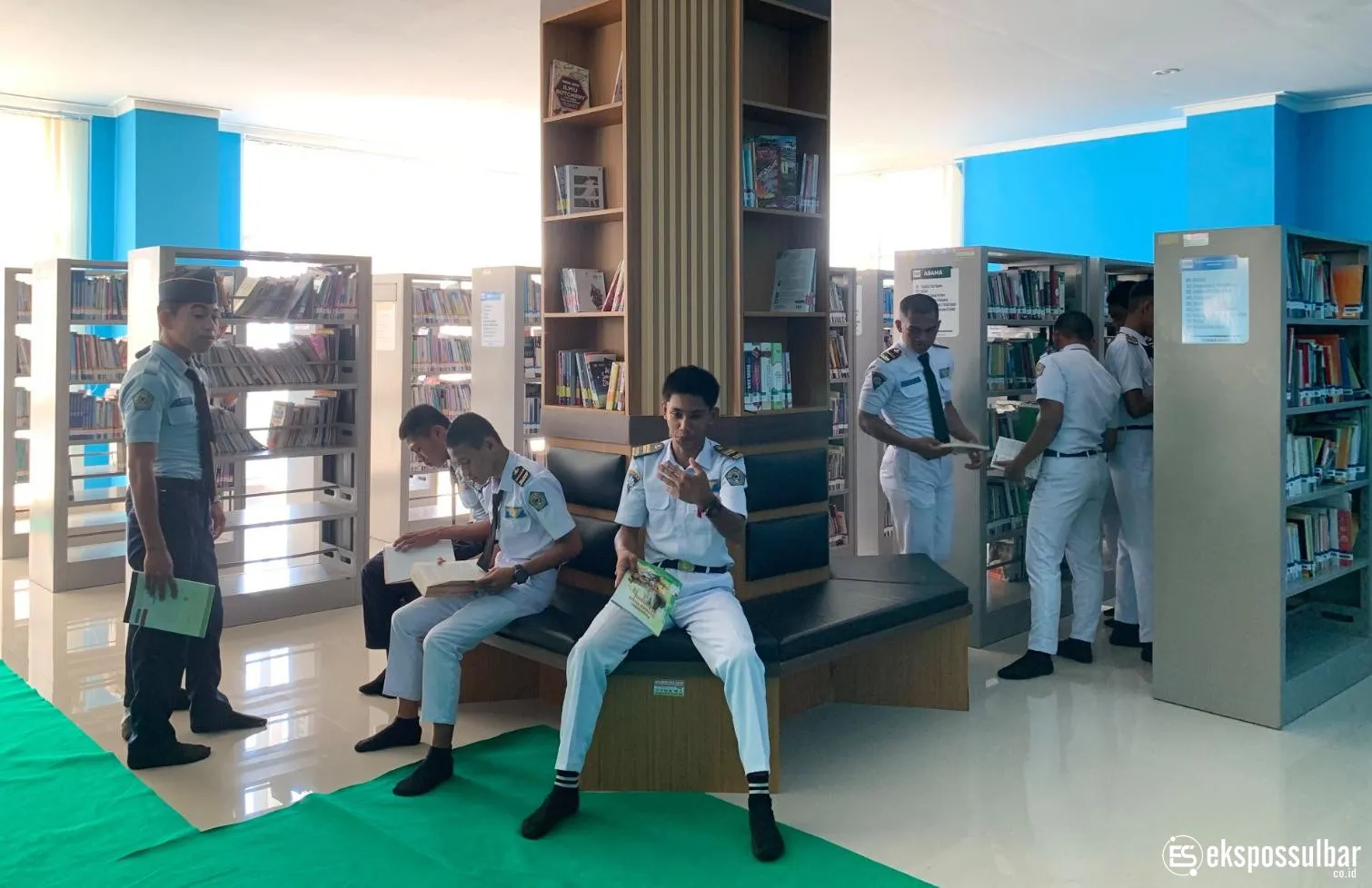 Tingkatkan Minat Baca Generasi Muda, 26 Siswa SMK Pelayaran Samudra Kunjungi Perpusip Sulbar