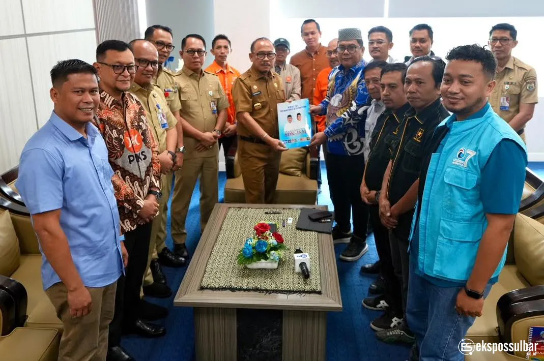 Sempat Alot, Gubernur Suhardi Duka Terima Dua Nama Calon Wagub Sulbar dan Siap Teruskan ke DPRD