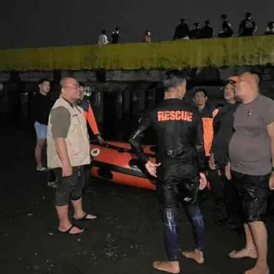 TRC BPBD Sulbar Bersama Tim Gabungan Temukan Korban Tenggelam di Mamuju